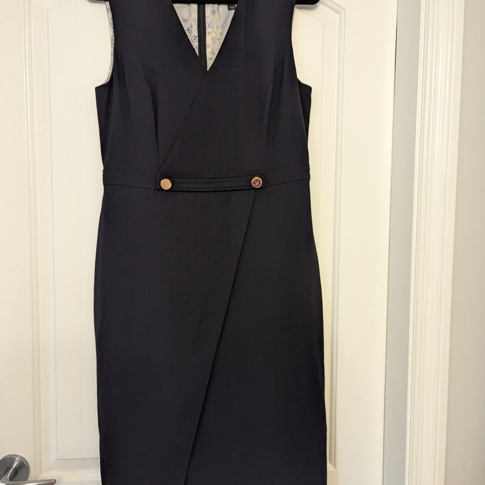 Elegant Black Sleeveless Dress